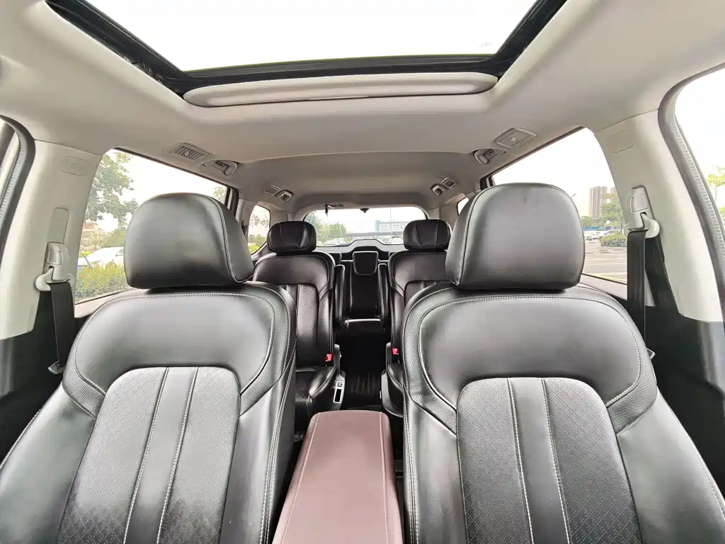 GAC Motor Trumpchi M6 — фото 10