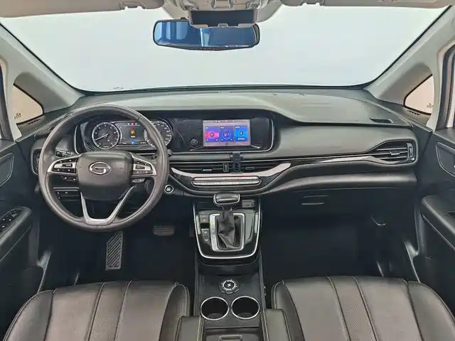 GAC Motor Trumpchi M6 — фото 5
