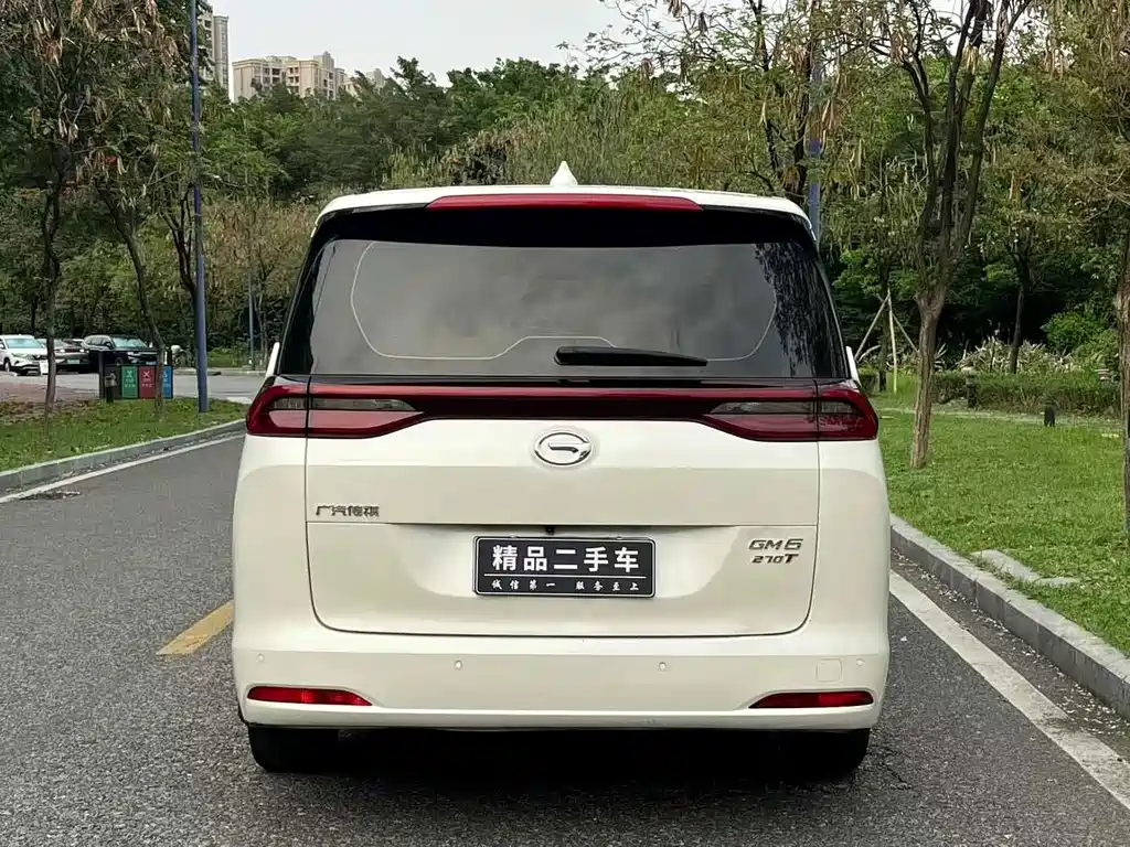 GAC Motor Trumpchi M6 — фото 9