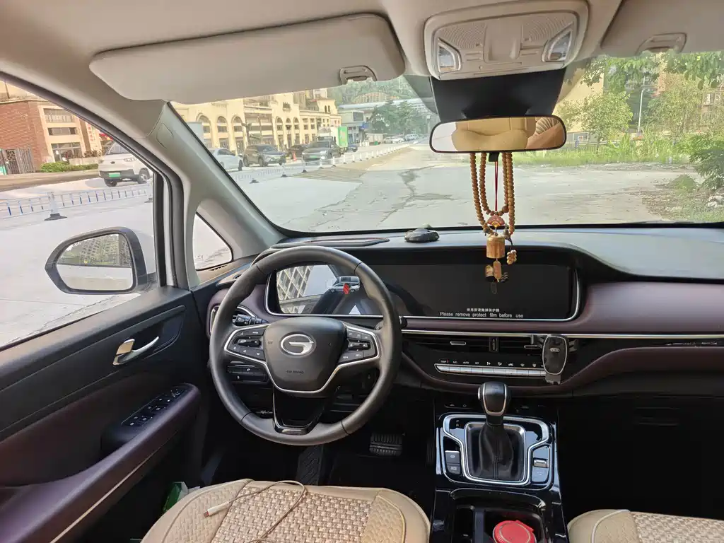 GAC Motor Trumpchi M6 — фото 14