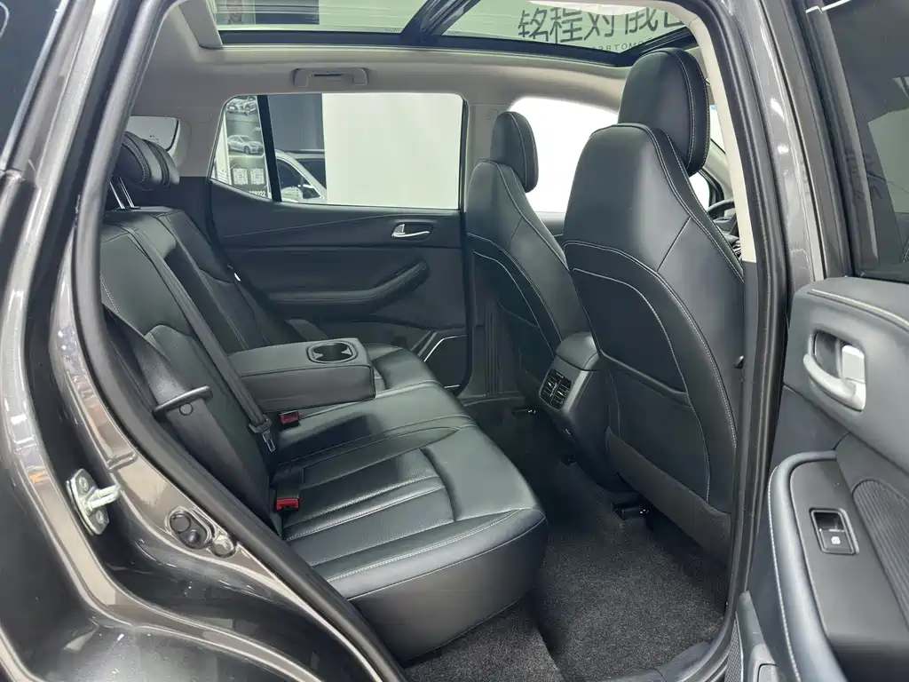 GAC Motor Trumpchi GS4 — фото 11