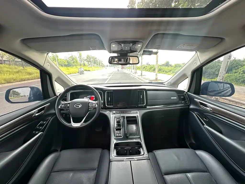 GAC Motor Trumpchi M8 — фото 6