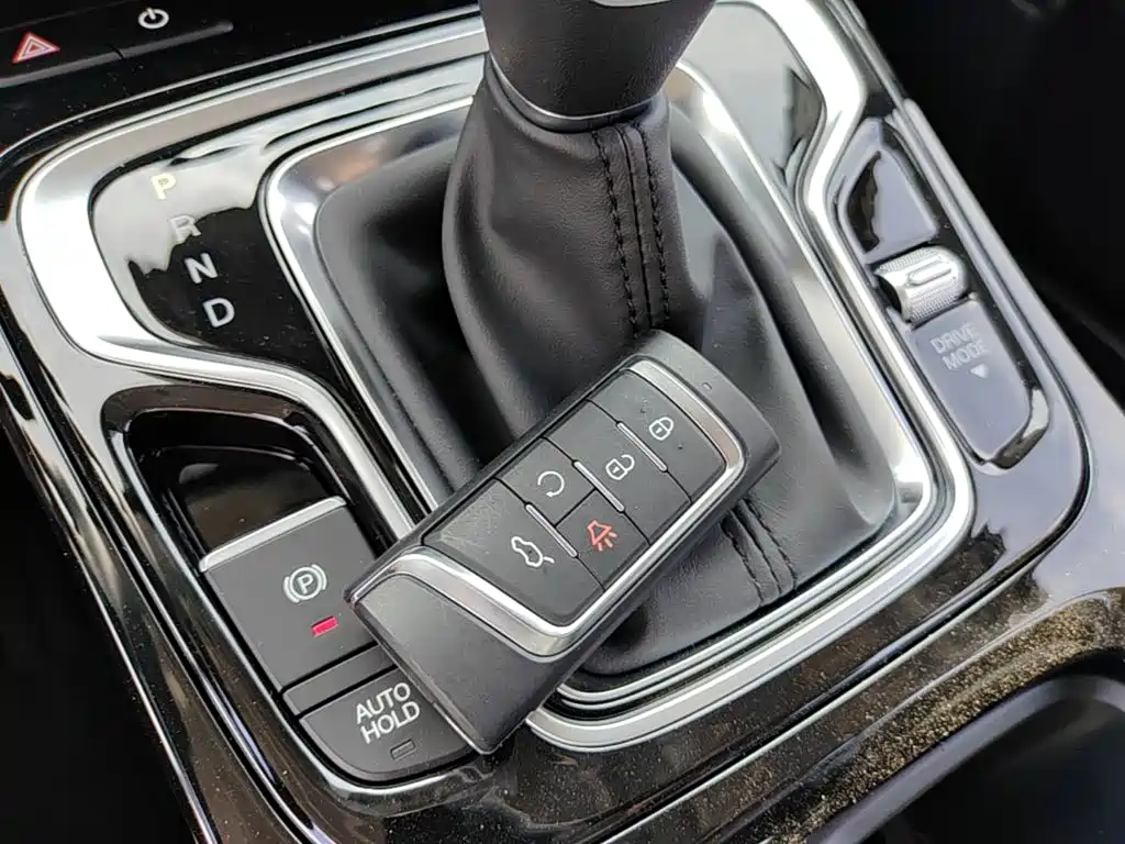 GAC Motor Trumpchi M6 — фото 17