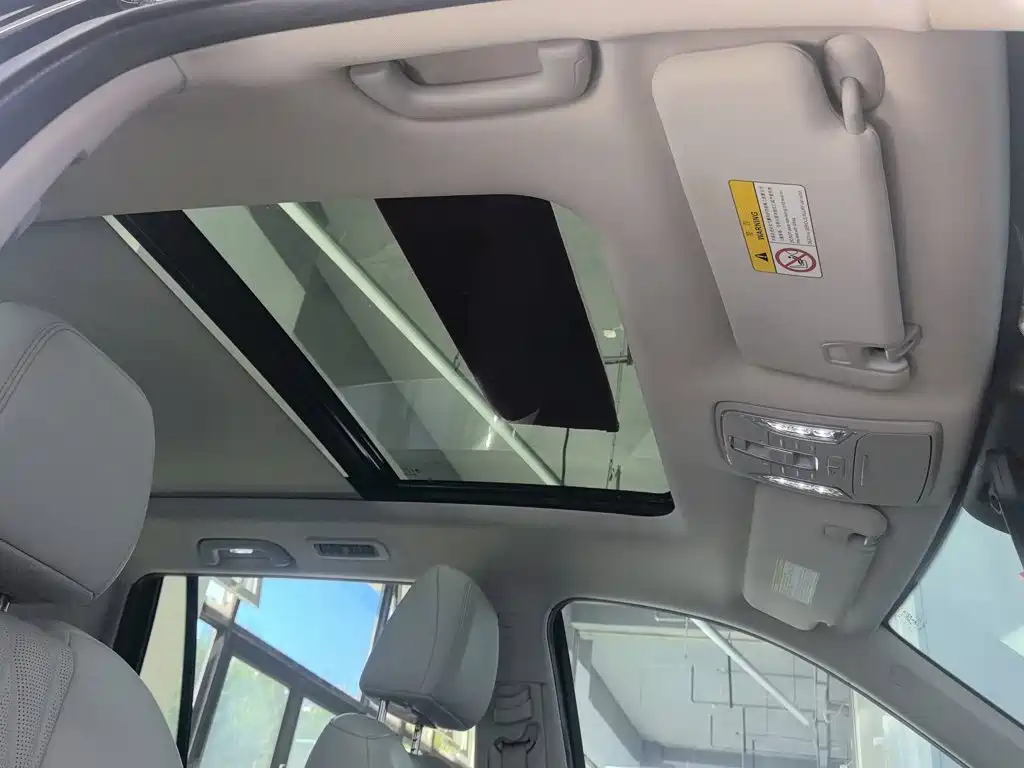 GAC Motor Trumpchi GS8 — фото 20