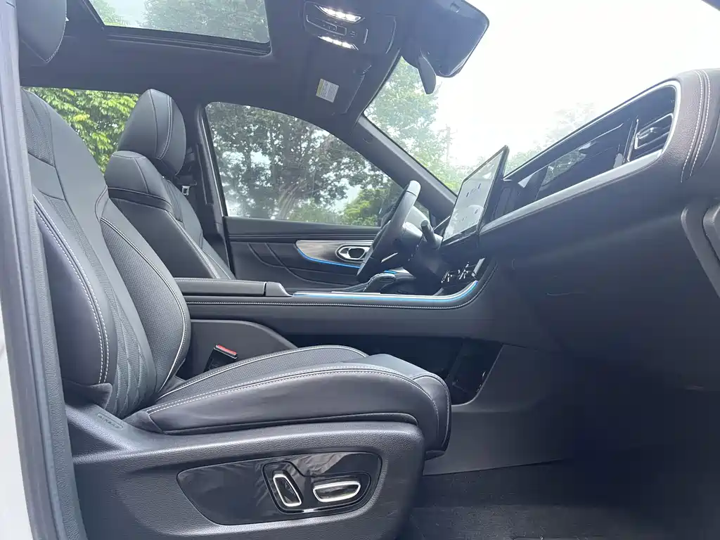 GAC Motor Trumpchi GS8 — фото 10