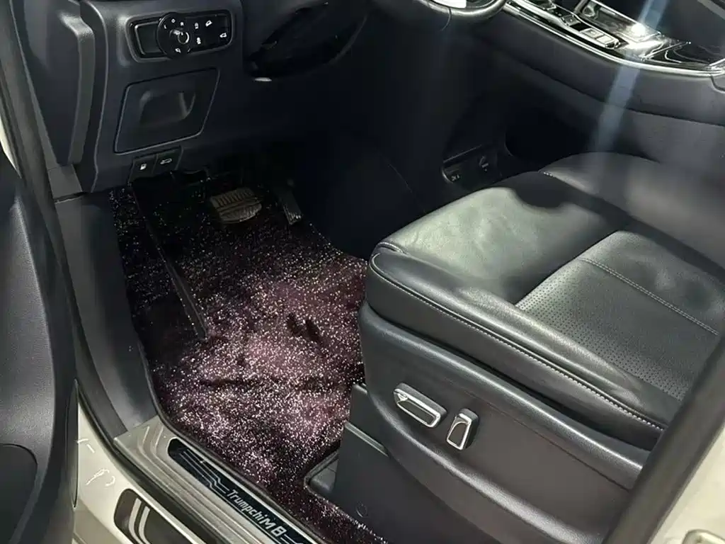 GAC Motor Trumpchi M8 — фото 13