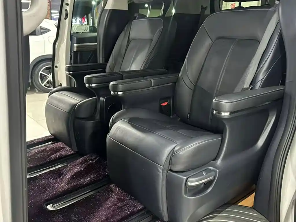 GAC Motor Trumpchi M8 — фото 14