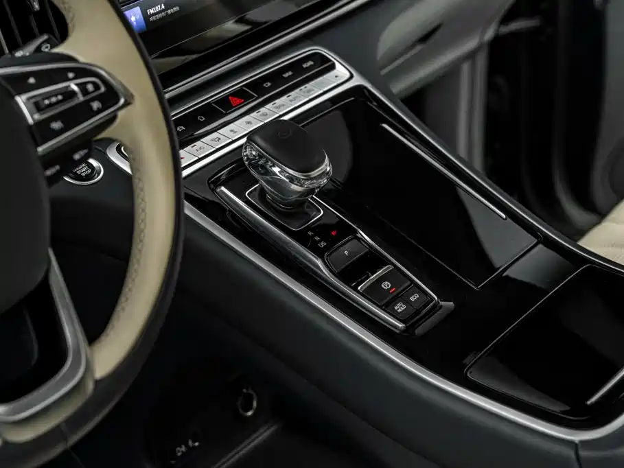 GAC Motor Trumpchi M8 — фото 18