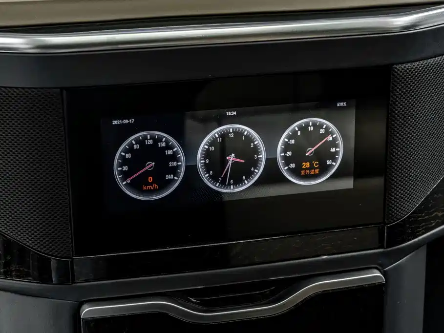 GAC Motor Trumpchi M8 — фото 25