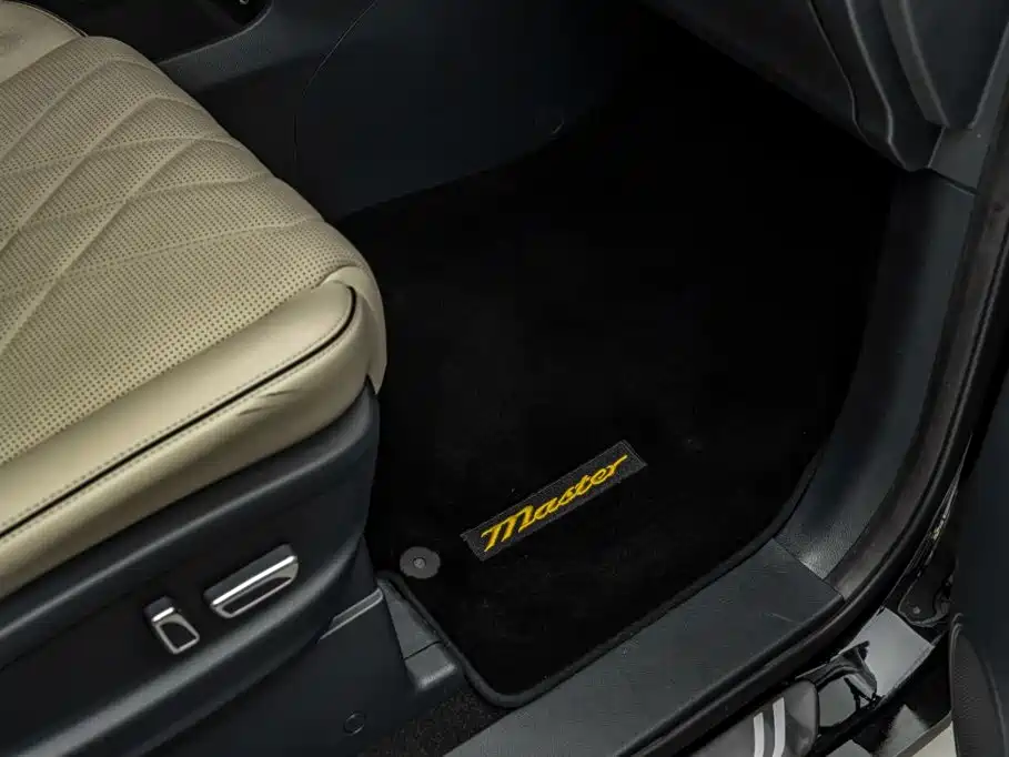 GAC Motor Trumpchi M8 — фото 43