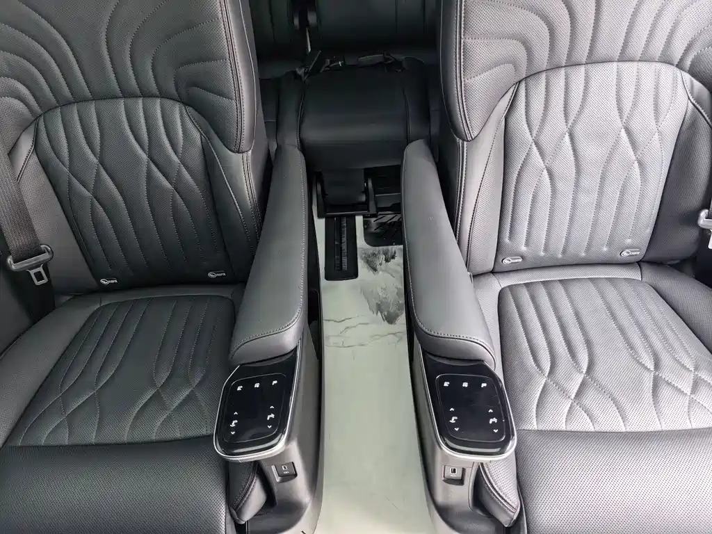 GAC Motor Trumpchi M8 — фото 15
