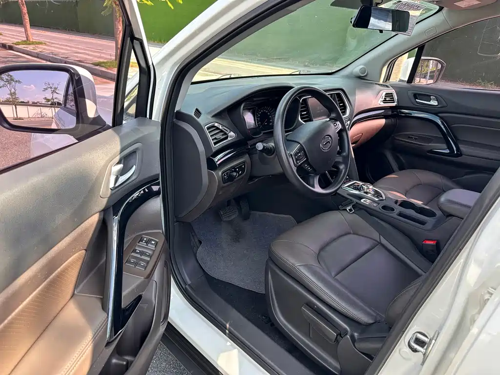 GAC Motor GS4 Hybrid — фото 4