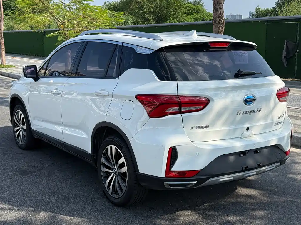 GAC Motor GS4 Hybrid — фото 7