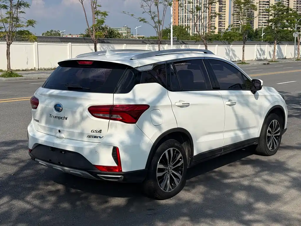 GAC Motor GS4 Hybrid — фото 9