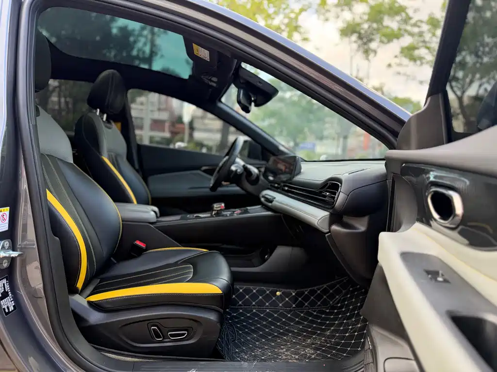 GAC Motor Shadow Leopard — фото 10