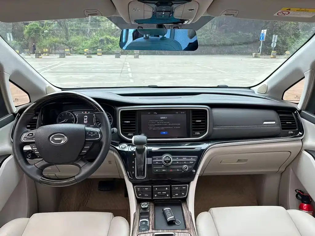 GAC Motor Trumpchi M8 — фото 4