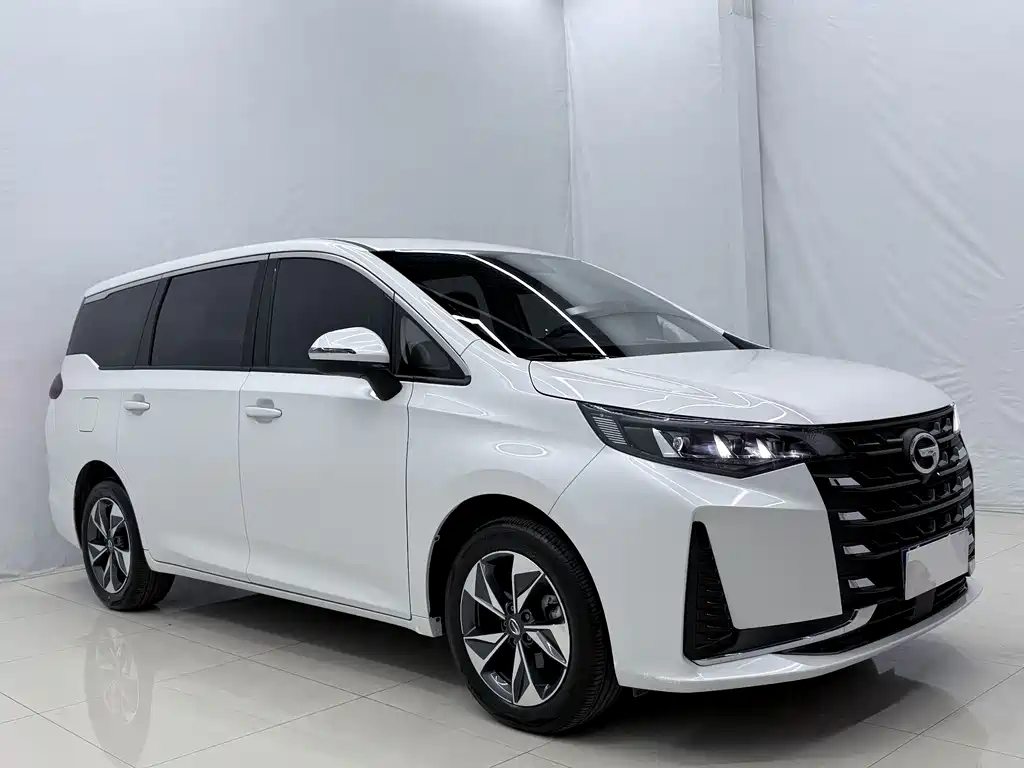 GAC Motor Trumpchi M6 — фото 3