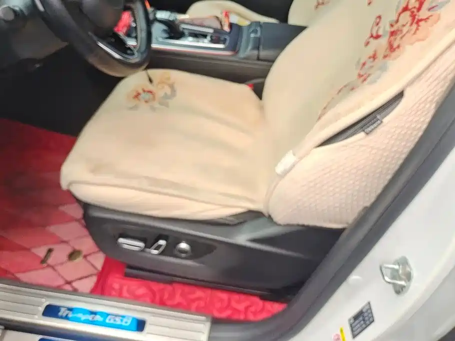 GAC Motor Trumpchi GS8 — фото 9