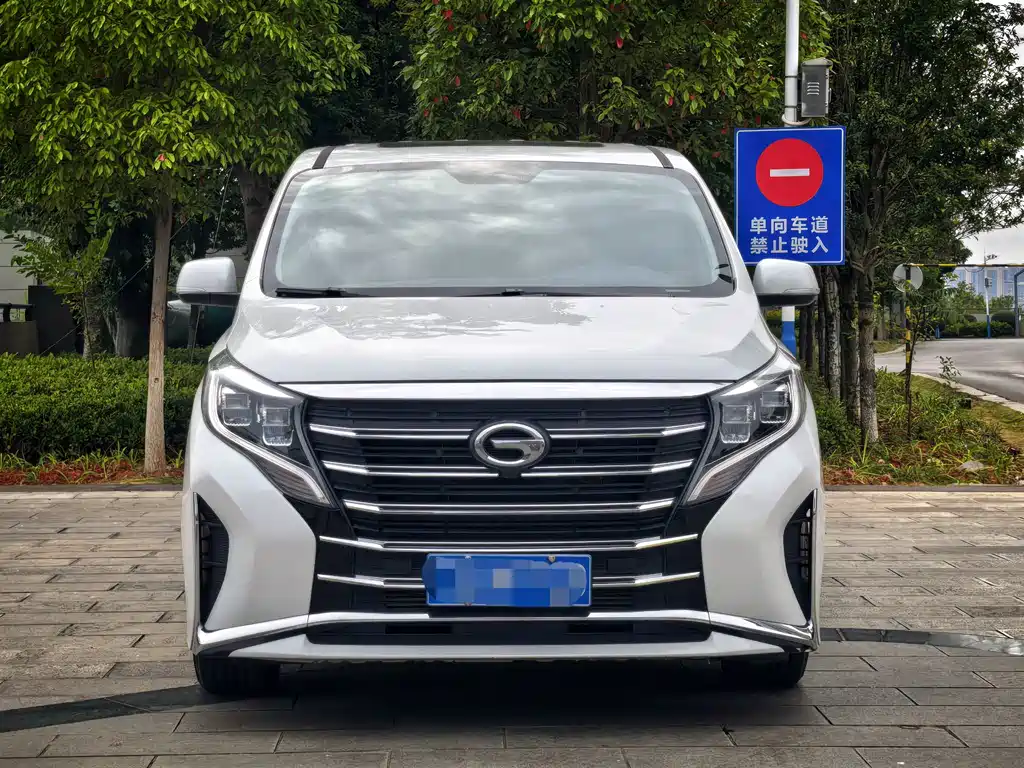 GAC Motor Trumpchi M8 — фото 2