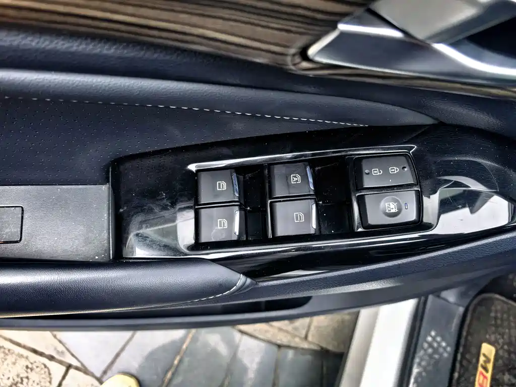GAC Motor Trumpchi M8 — фото 31