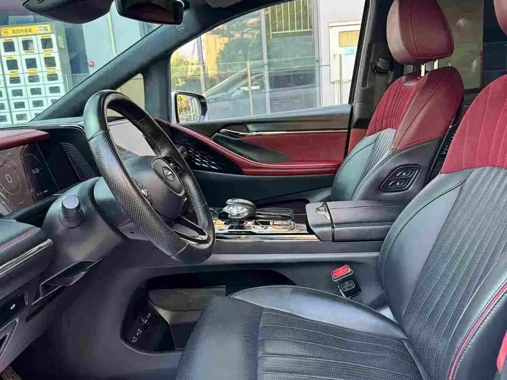 GAC Motor Trumpchi M8 — фото 9