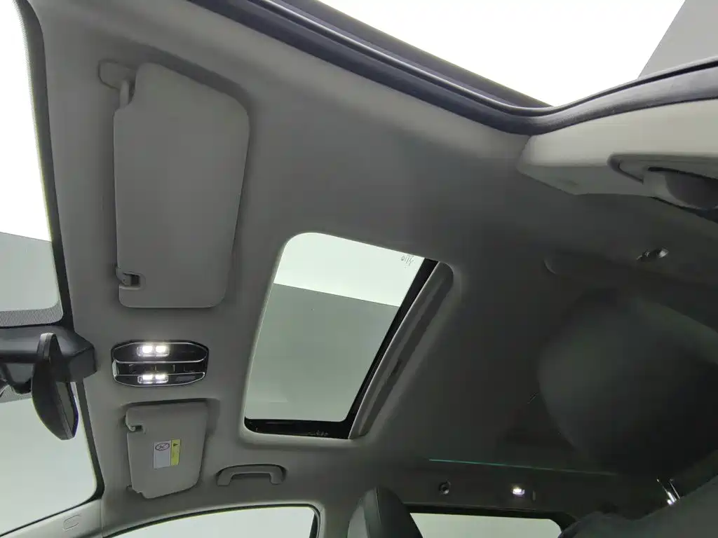 GAC Motor Trumpchi M8 — фото 14