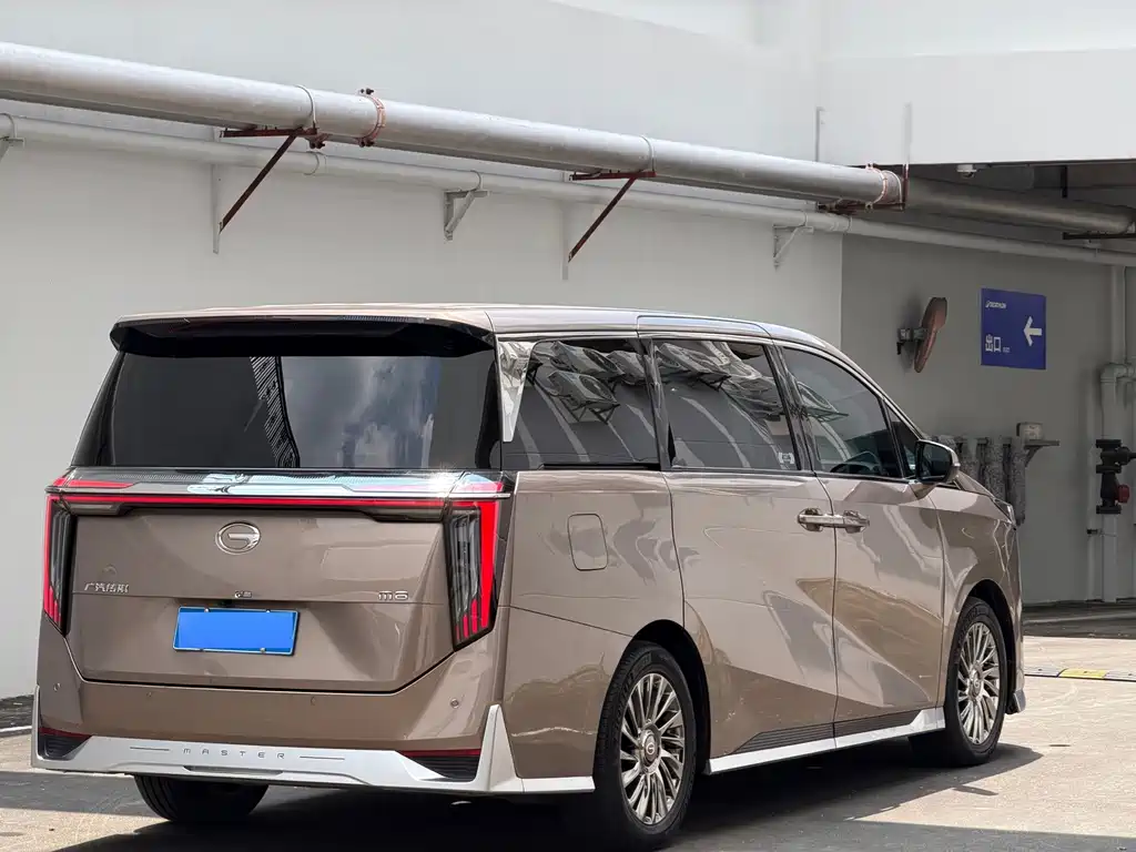 GAC Motor Trumpchi M8 — фото 16