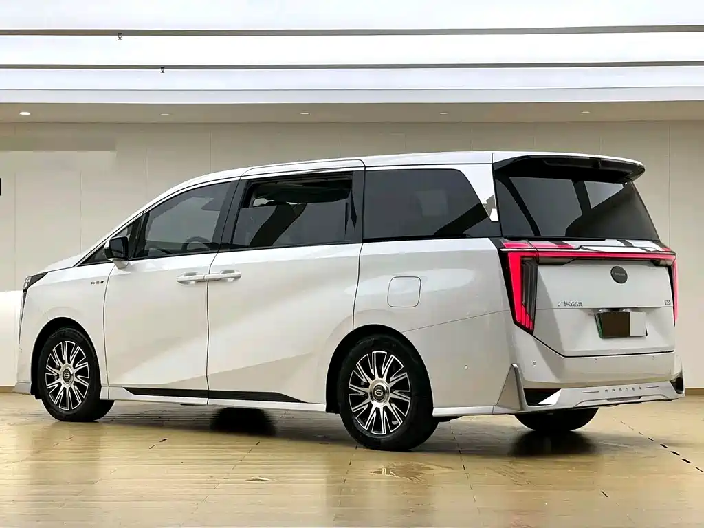 GAC Motor Trumpchi E9 — фото 3