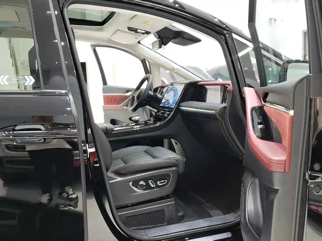 GAC Motor Trumpchi E9 — фото 7