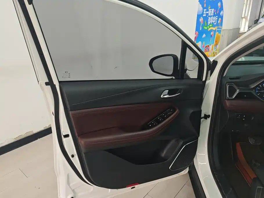 GAC Motor Trumpchi GS4 — фото 7