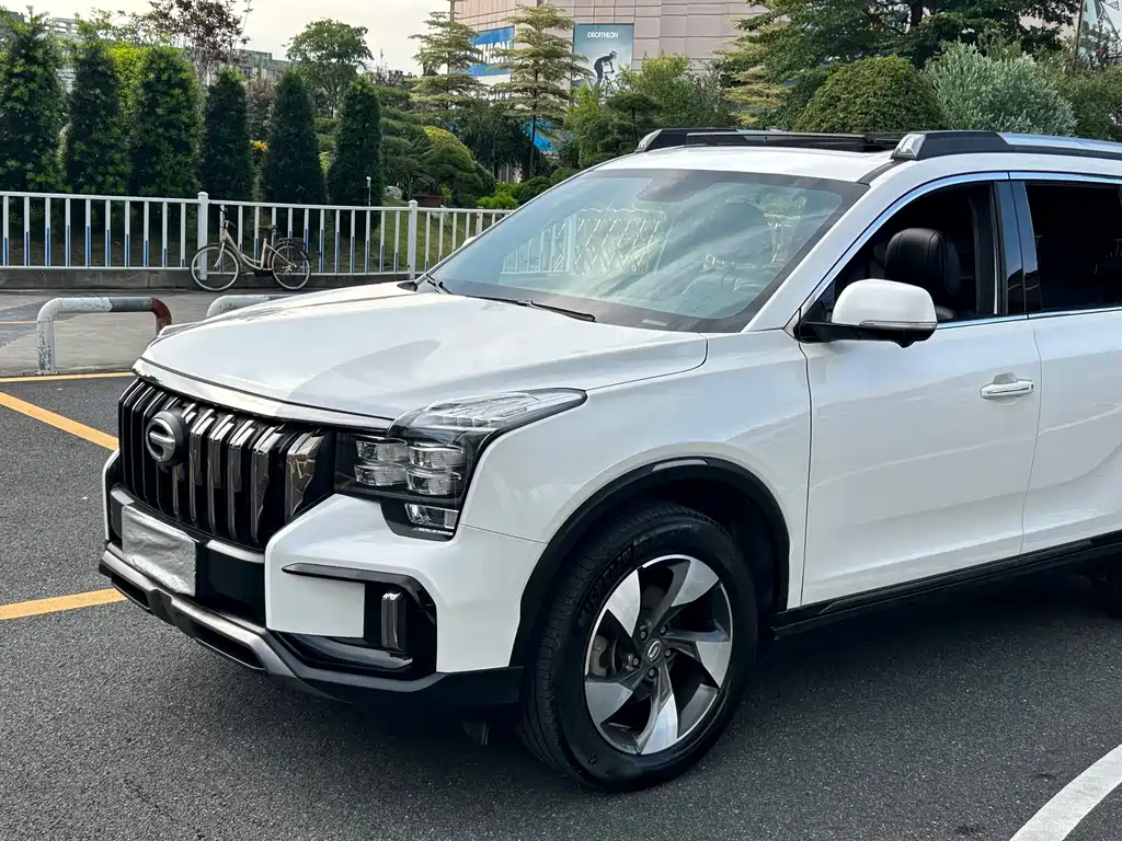 GAC Motor Trumpchi GS8 — фото 9
