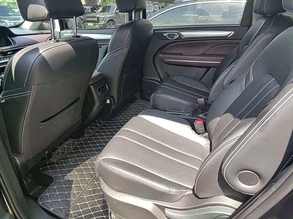 GAC Motor Trumpchi M6 — фото 22