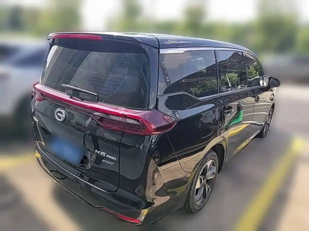 GAC Motor Trumpchi M6 — фото 10