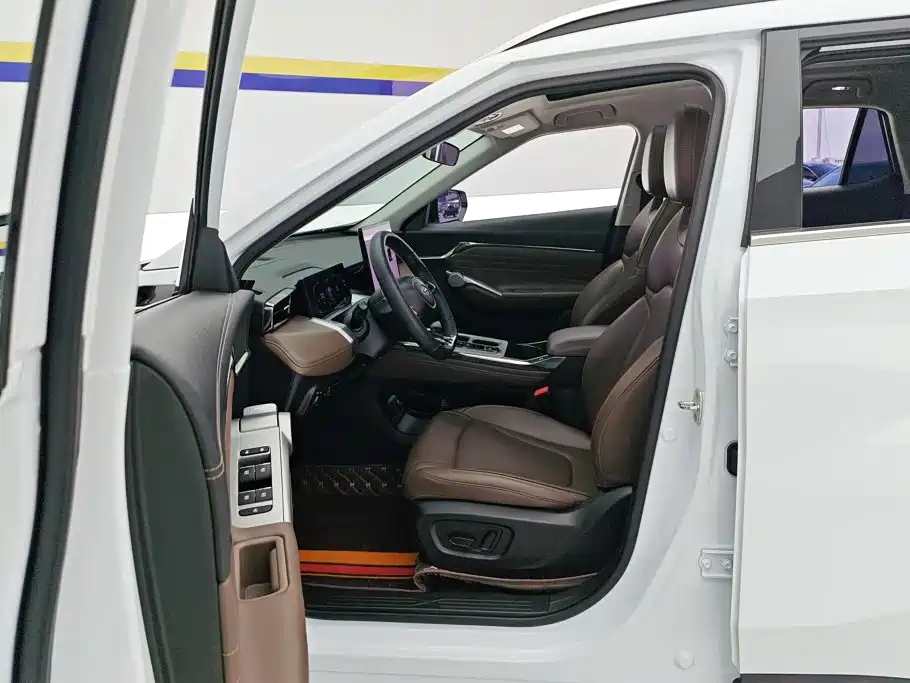 GAC Motor Trumpchi GS4 — фото 9