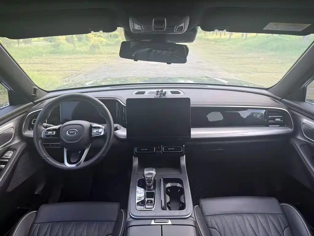GAC Motor Trumpchi GS8 — фото 10