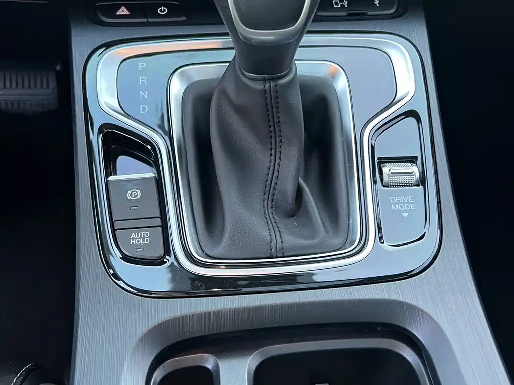 GAC Motor Trumpchi M6 — фото 18