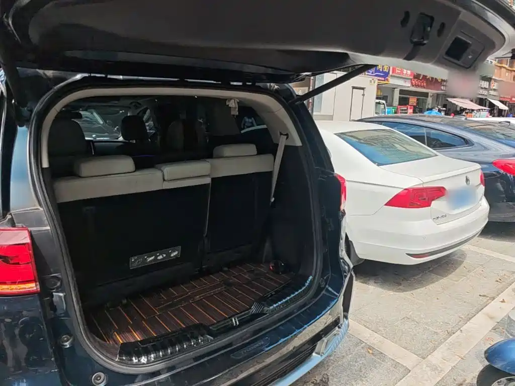 GAC Motor Trumpchi M8 — фото 19