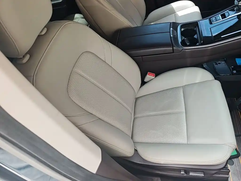 GAC Motor Trumpchi M8 — фото 25