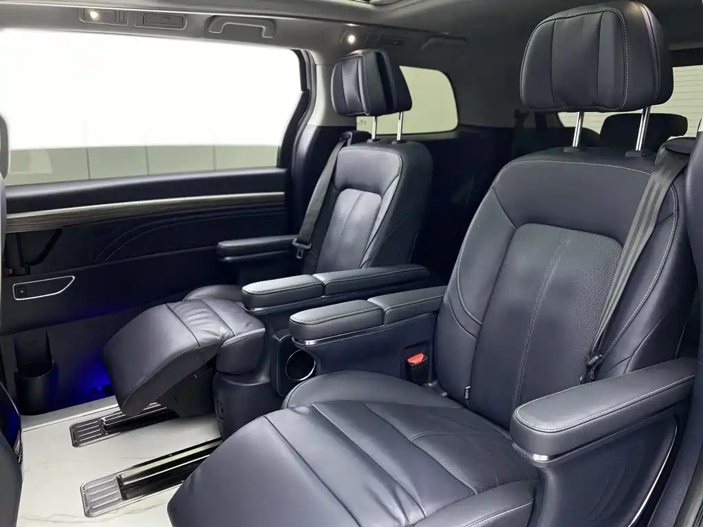 GAC Motor Trumpchi M8 — фото 18