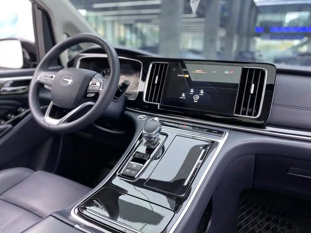 GAC Motor Trumpchi M8 — фото 24