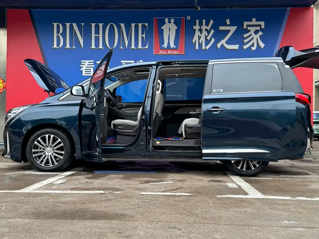 GAC Motor Trumpchi M8 — фото 29
