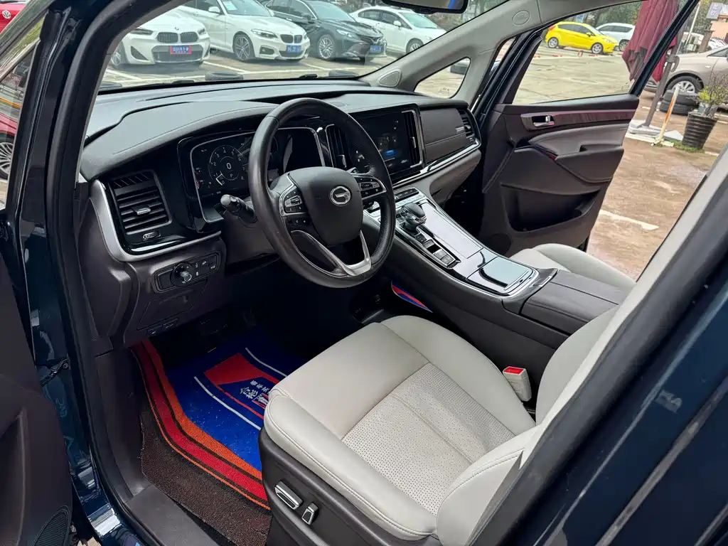 GAC Motor Trumpchi M8 — фото 9