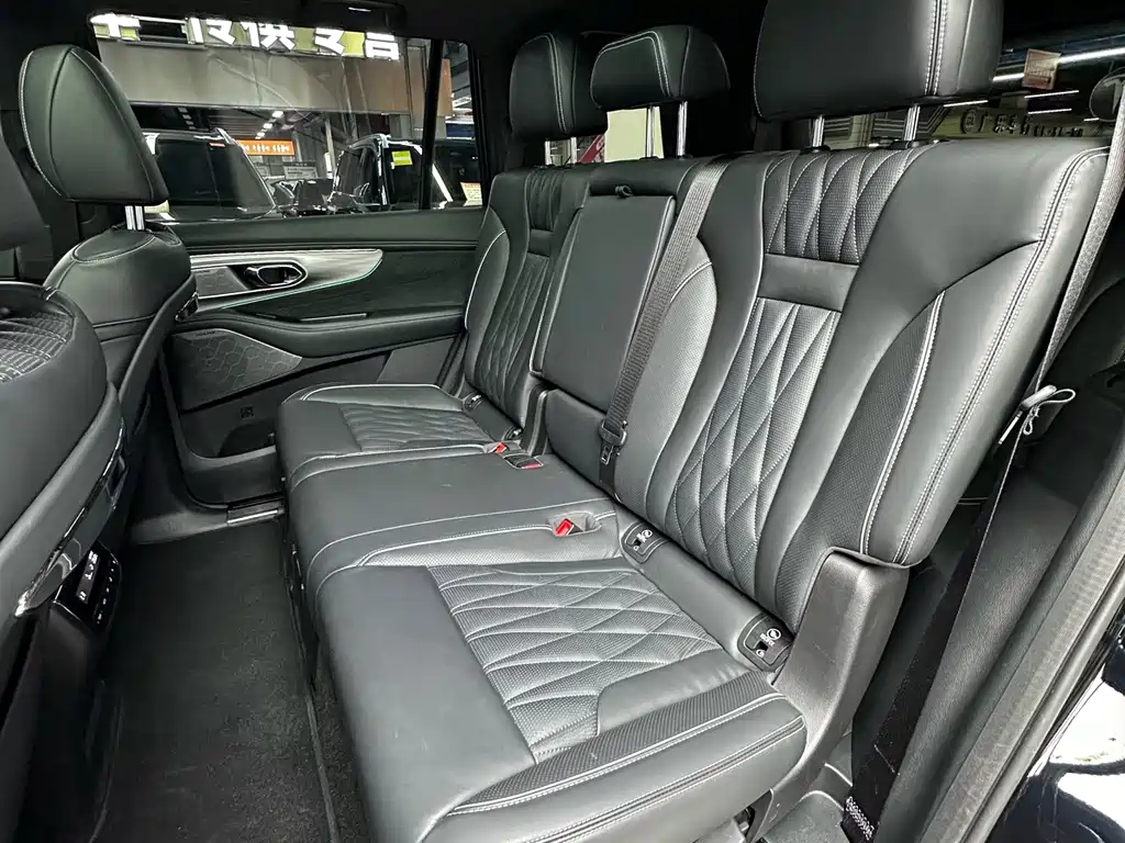 GAC Motor Trumpchi GS8 — фото 30