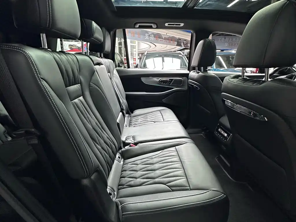 GAC Motor Trumpchi GS8 — фото 32