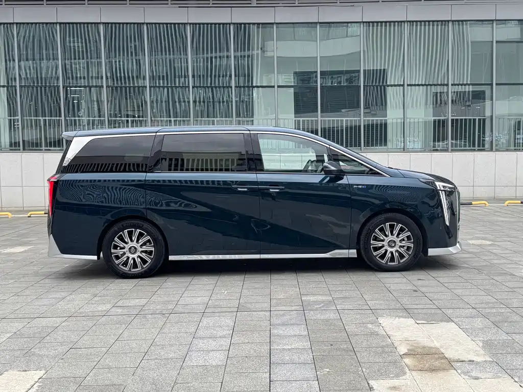 GAC Motor Trumpchi E9 — фото 4