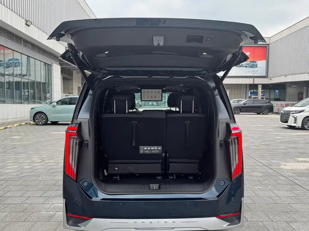 GAC Motor Trumpchi E9 — фото 9