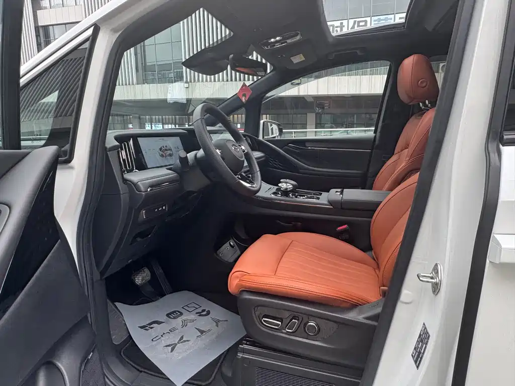 GAC Motor Trumpchi E9 — фото 11