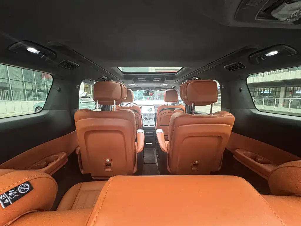 GAC Motor Trumpchi E9 — фото 10