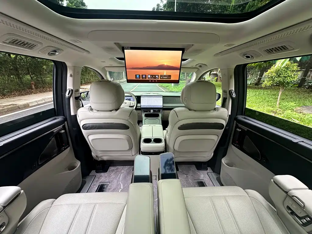 GAC Motor Trumpchi Xiangwang M8 — фото 8