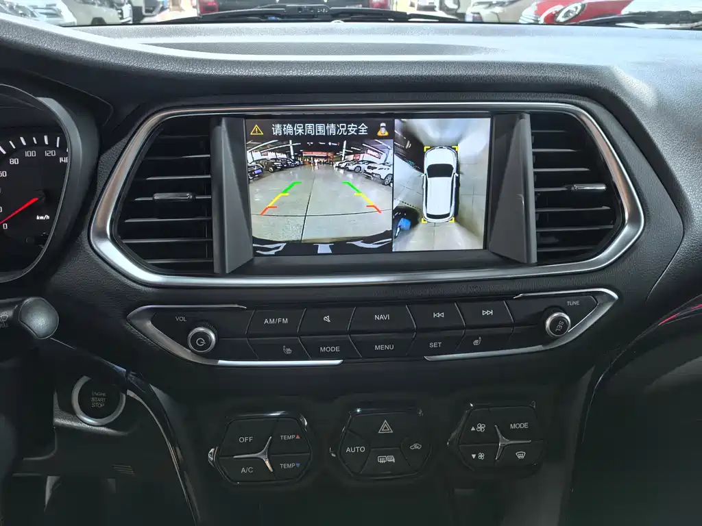 GAC Motor Trumpchi GS4 — фото 19